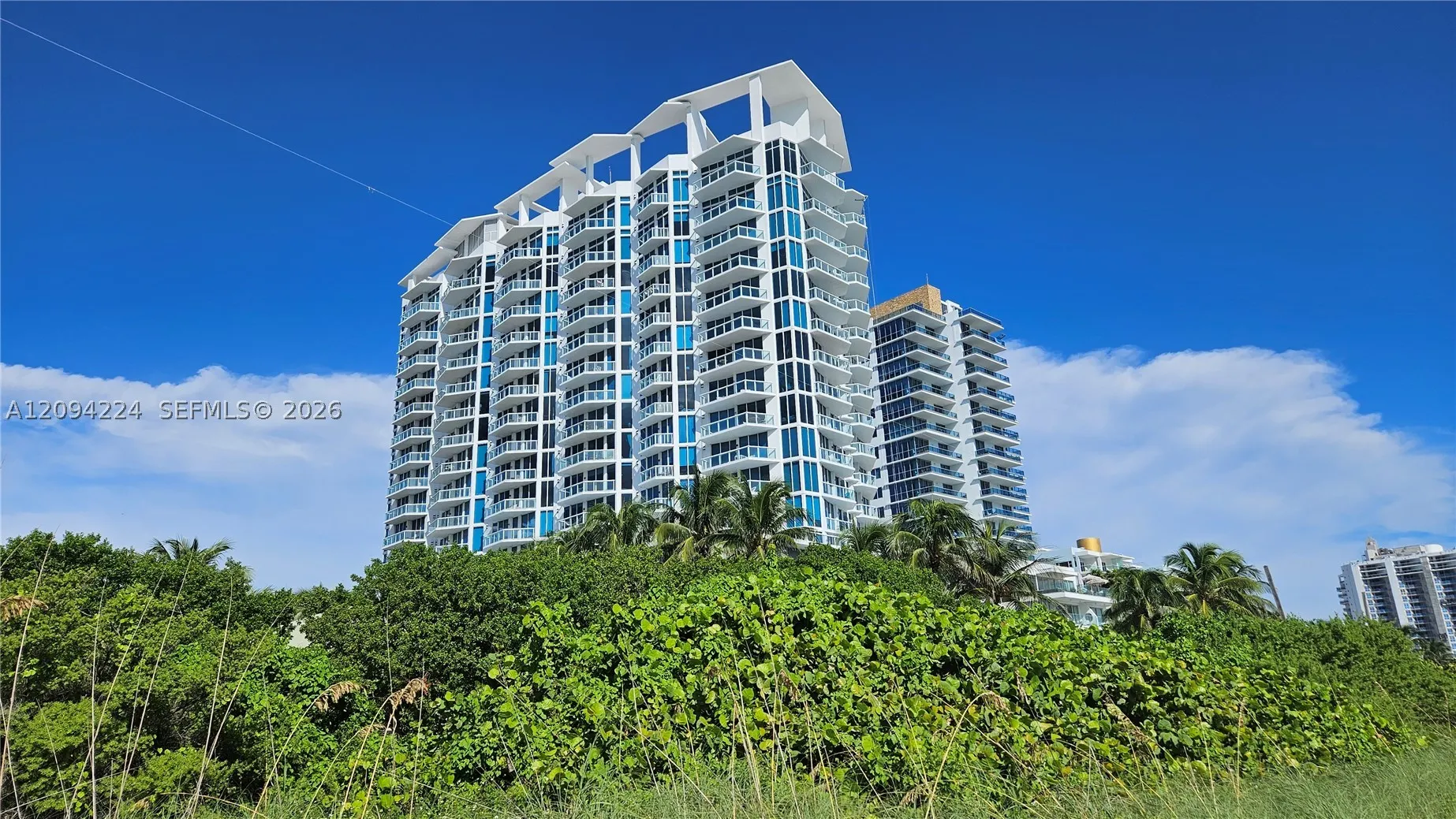 6515 Collins Ave #1403