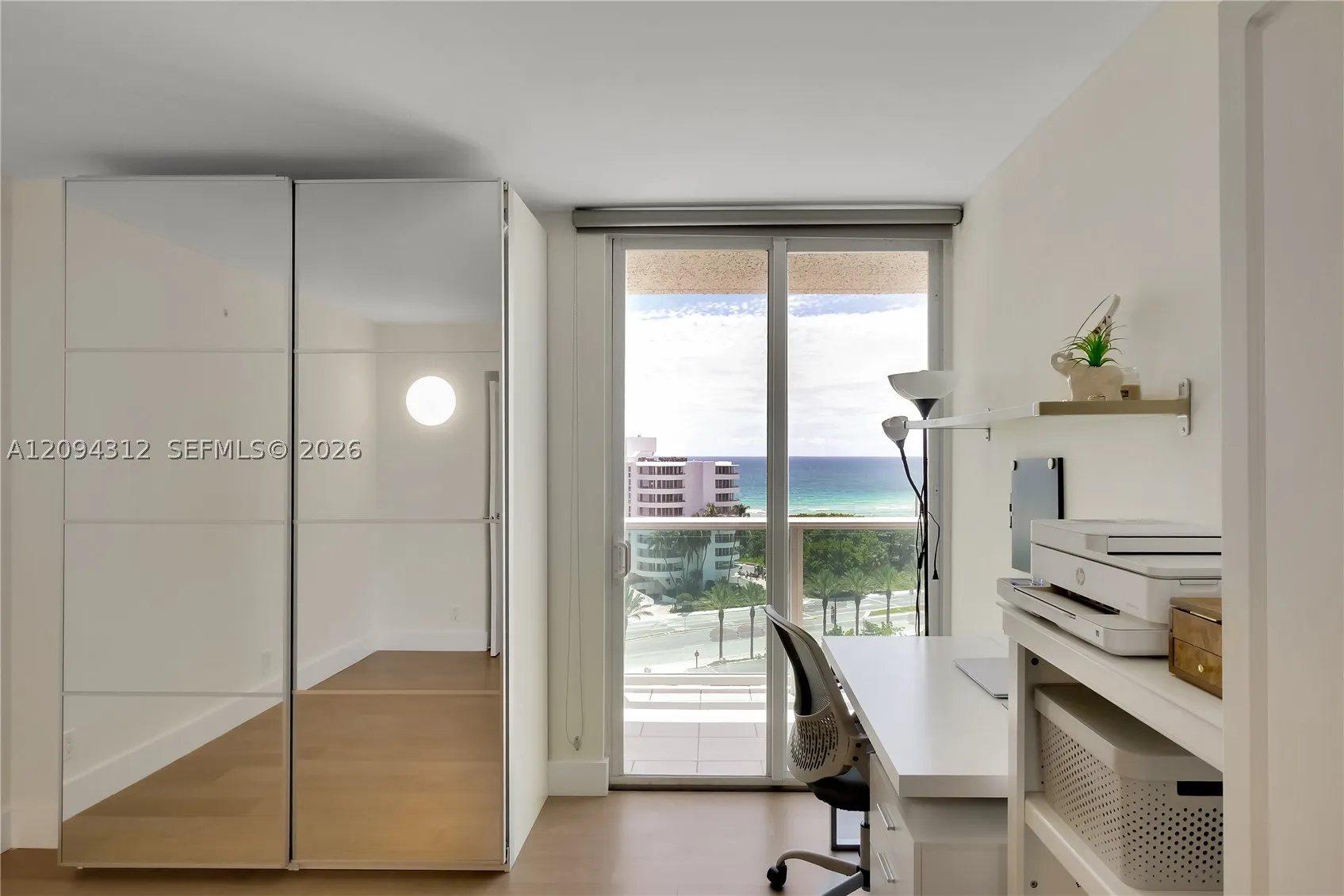 100 Bayview Dr #1008