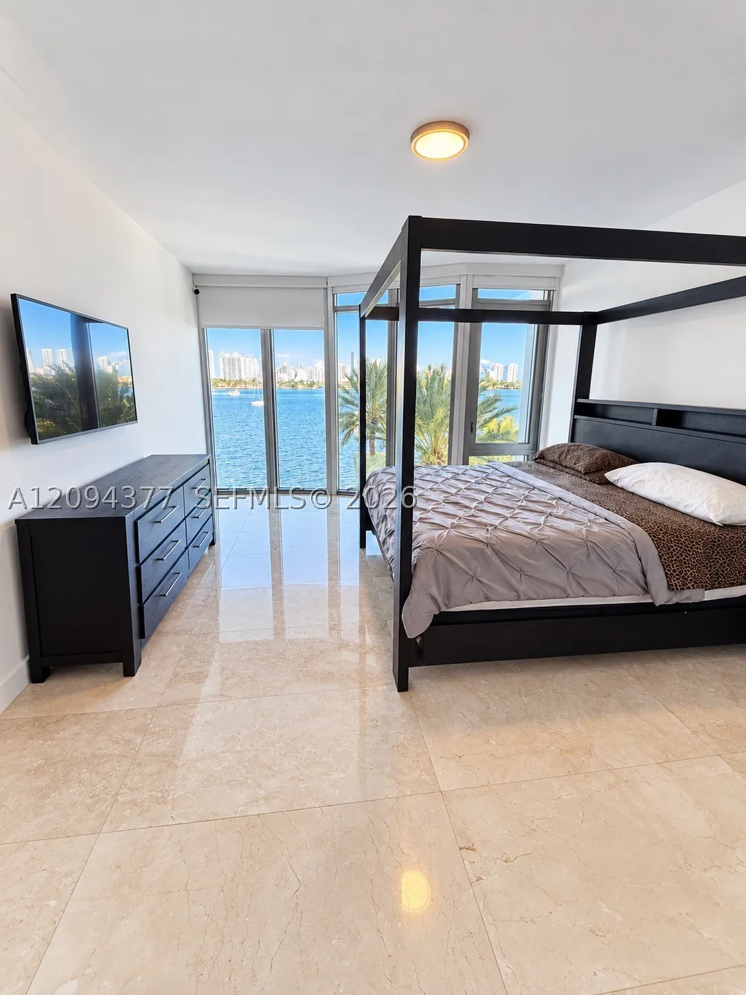 17301 Biscayne Blvd #211