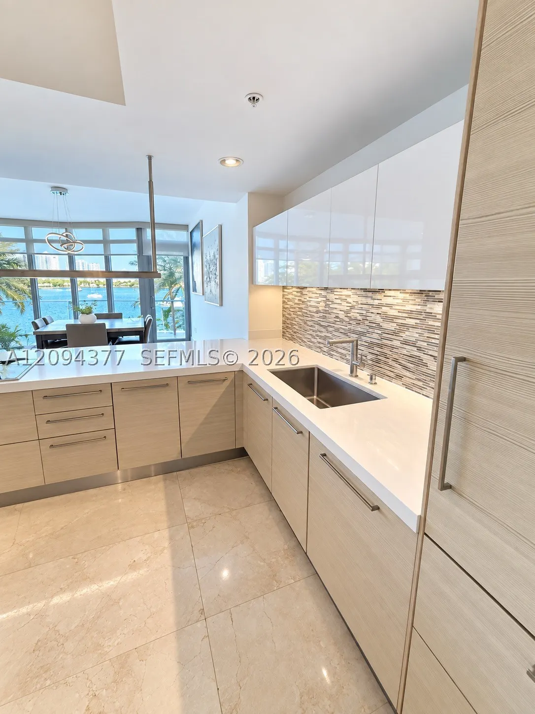 17301 Biscayne Blvd #211
