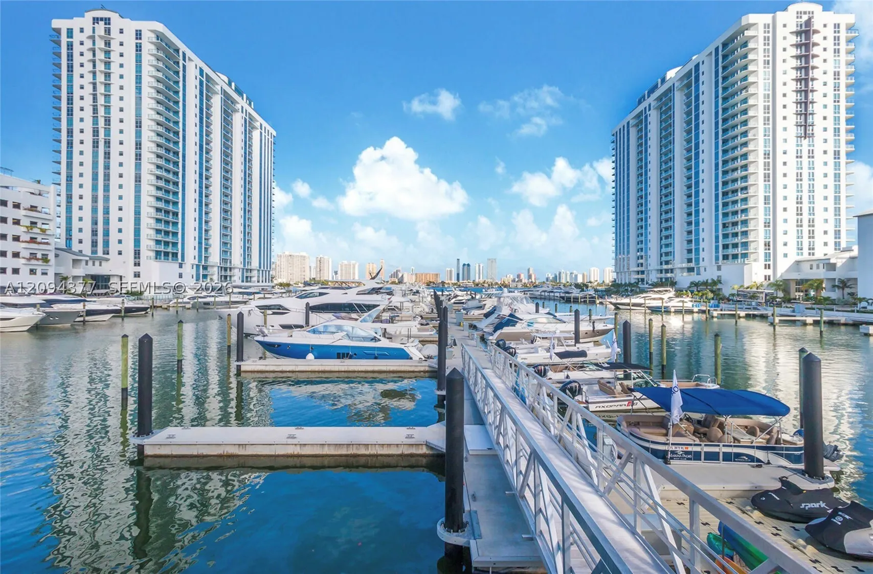 17301 Biscayne Blvd #211