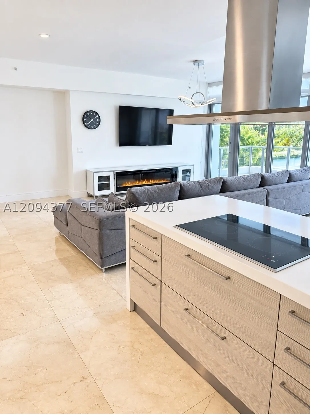 17301 Biscayne Blvd #211