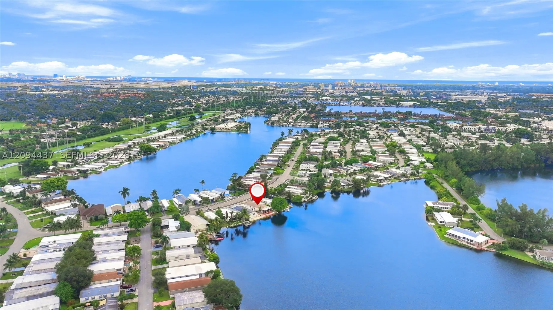 3054 Lakeshore Dr