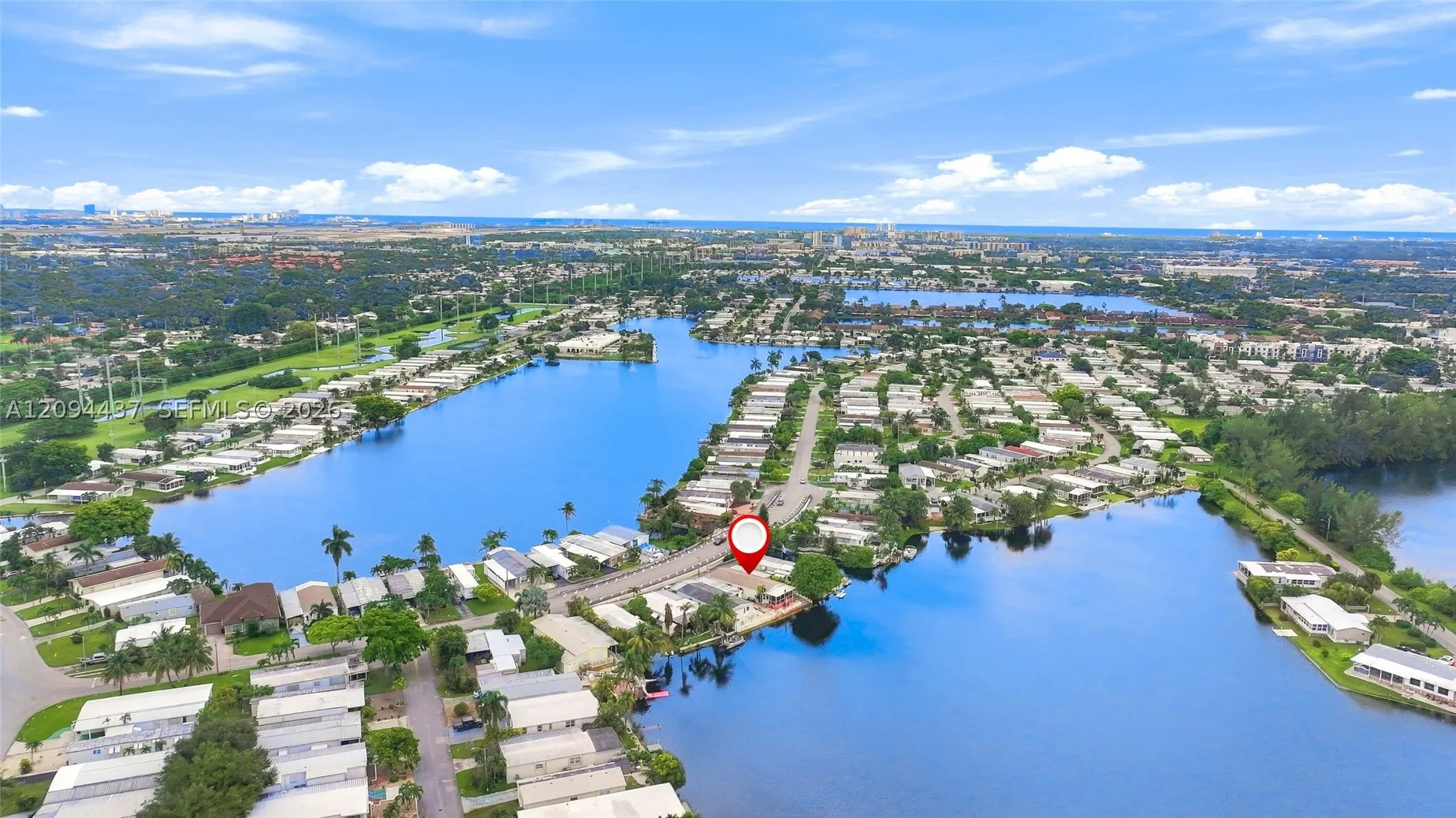 3054 Lakeshore Dr