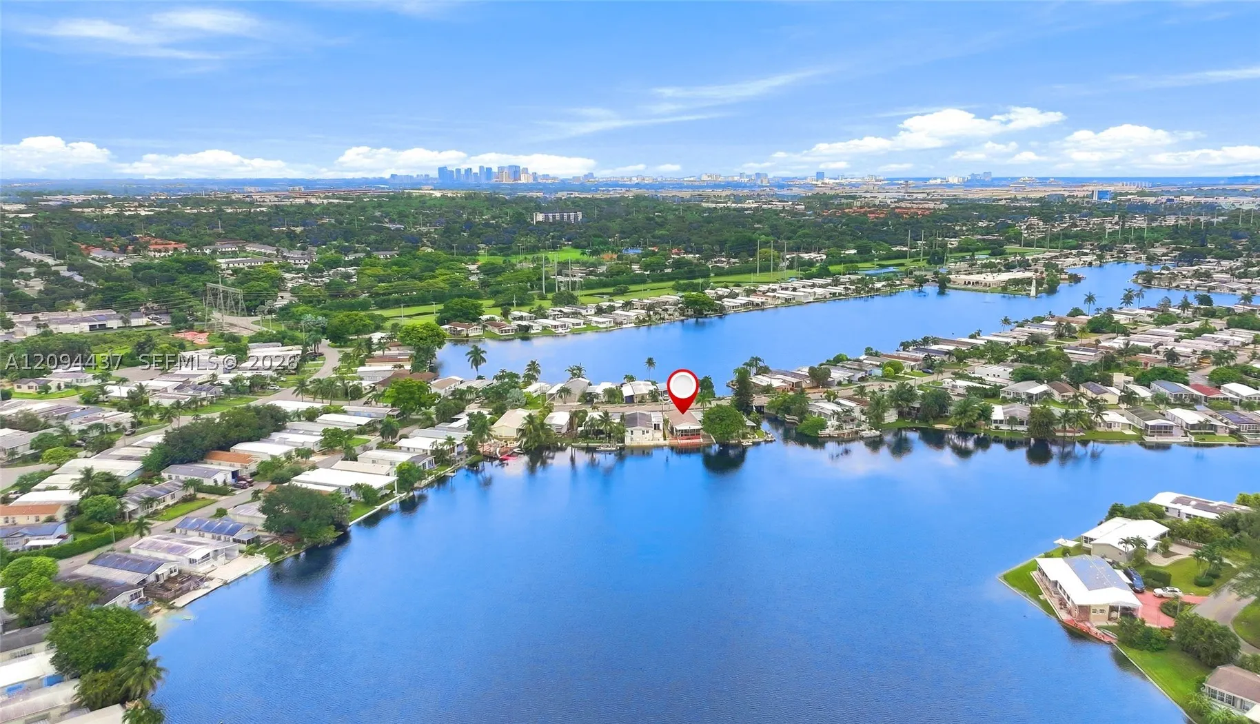 3054 Lakeshore Dr