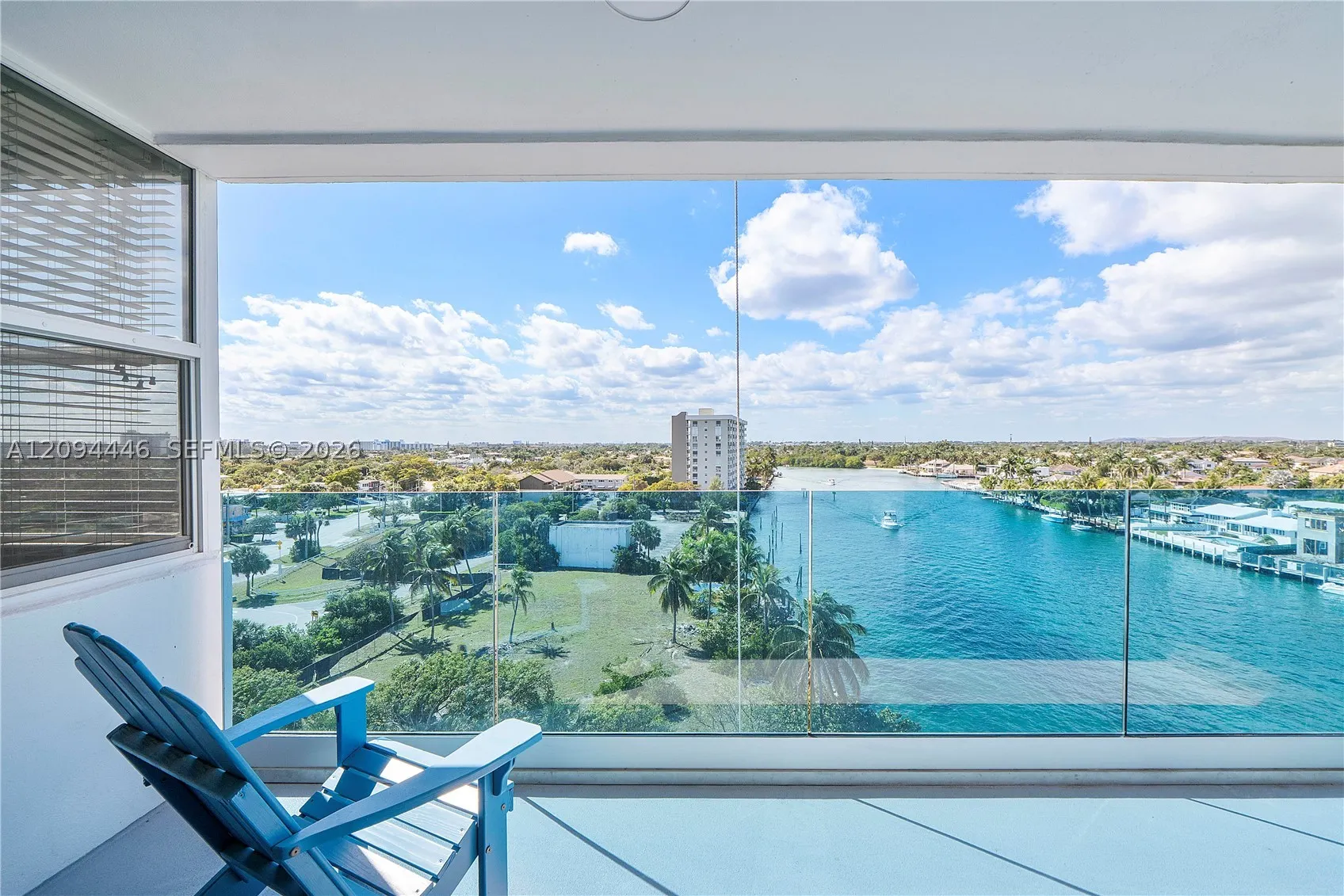 2639 N Riverside Dr #806