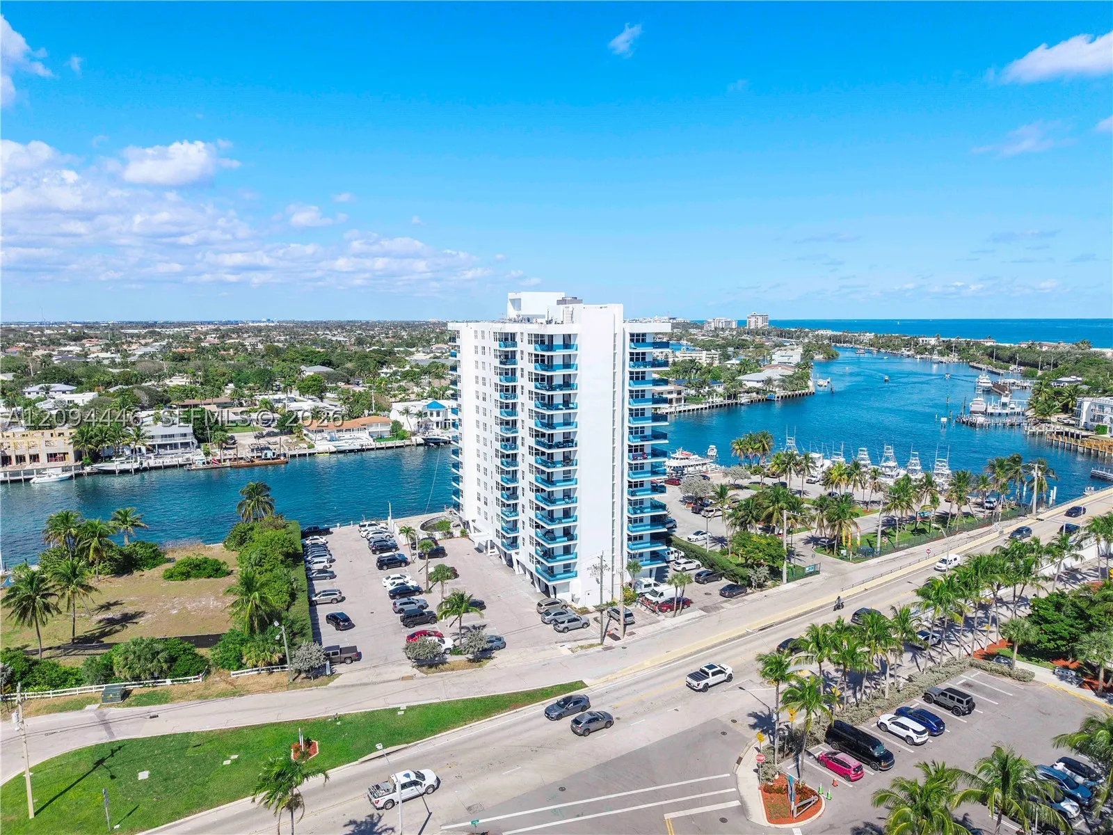 2639 N Riverside Dr #806