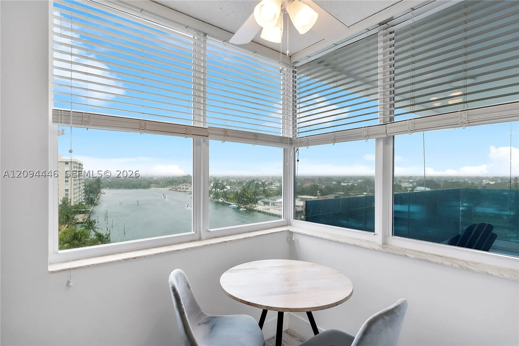 2639 N Riverside Dr #806