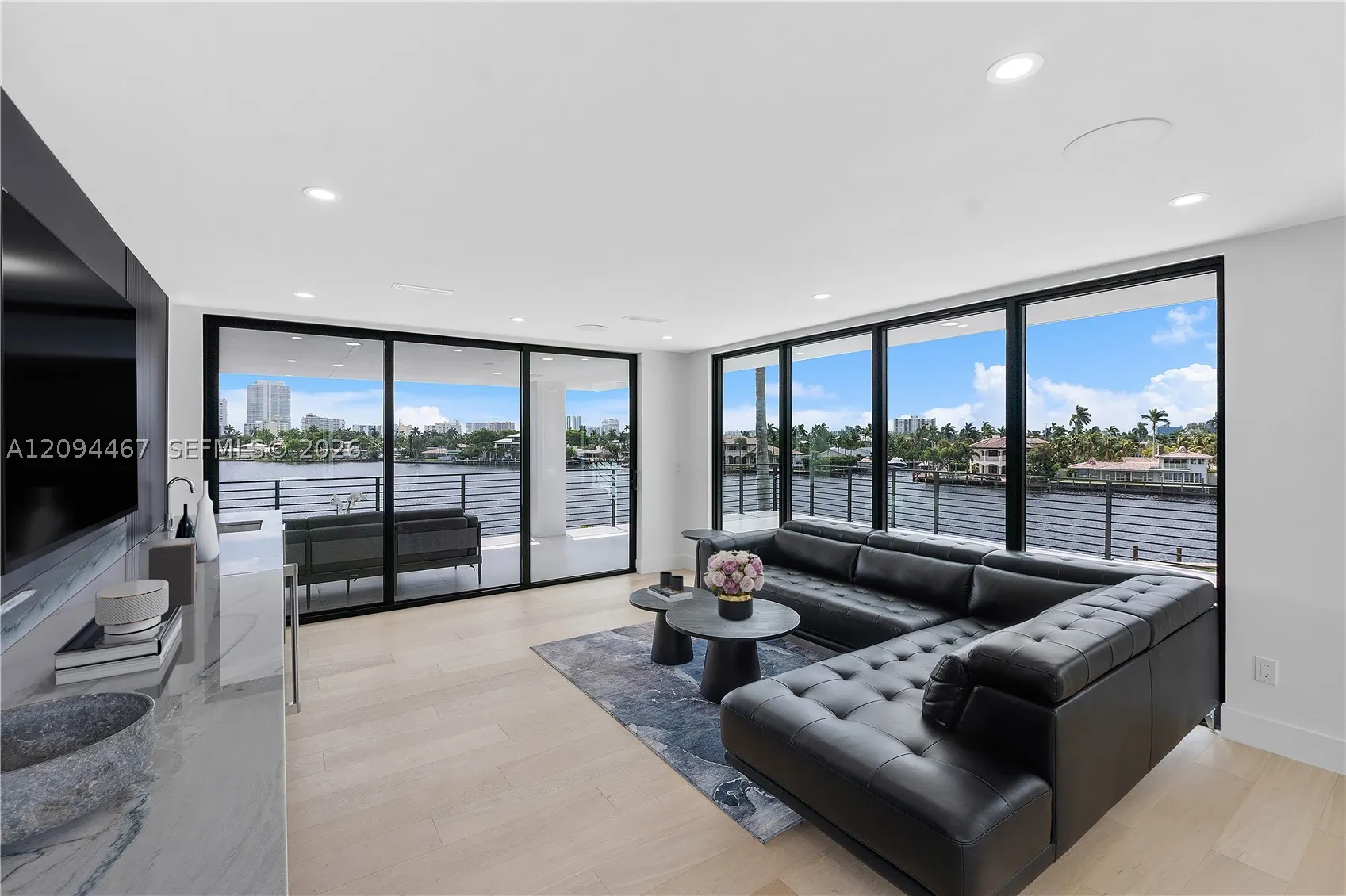 350 Circle Dr