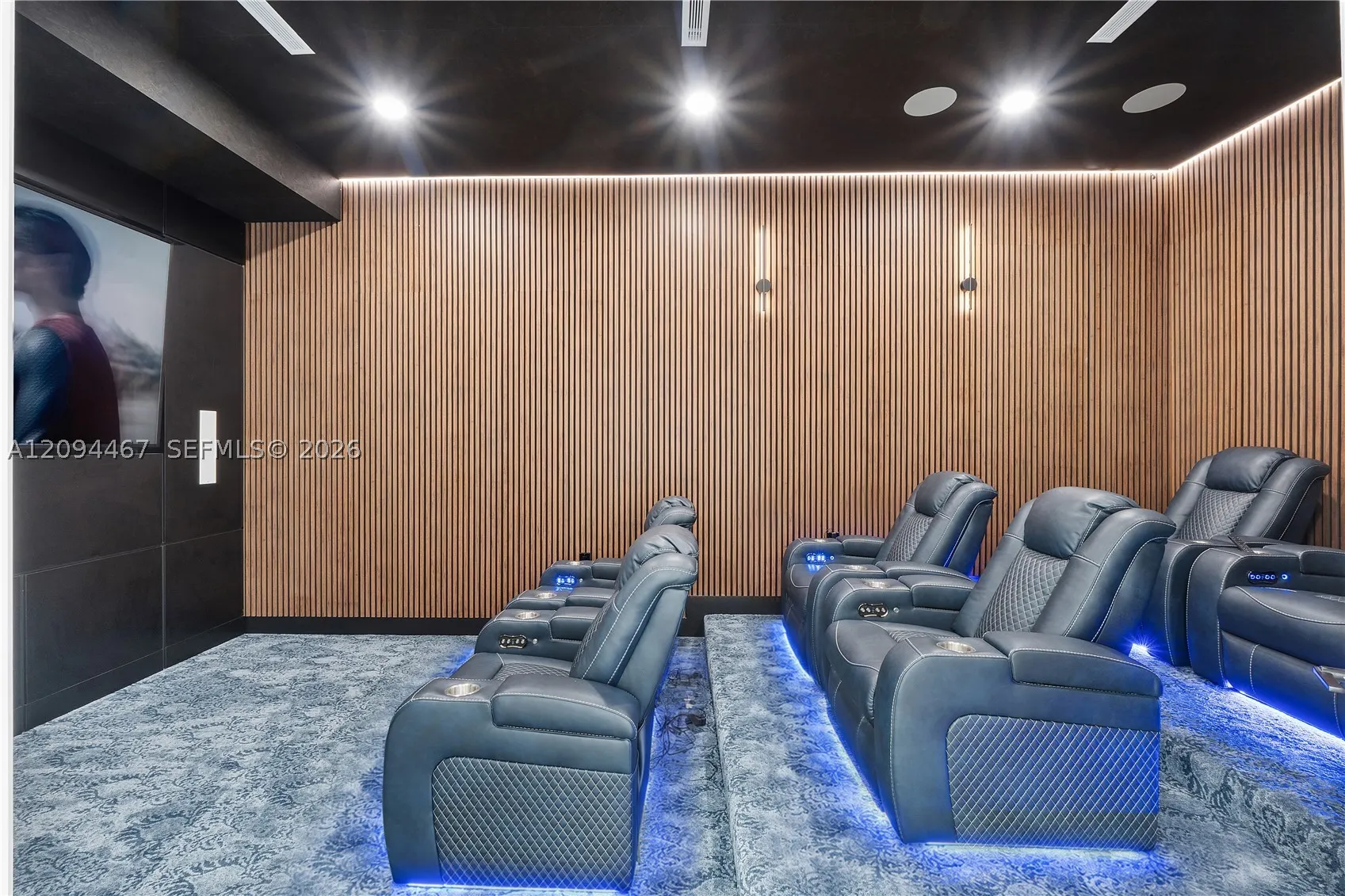 350 Circle Dr