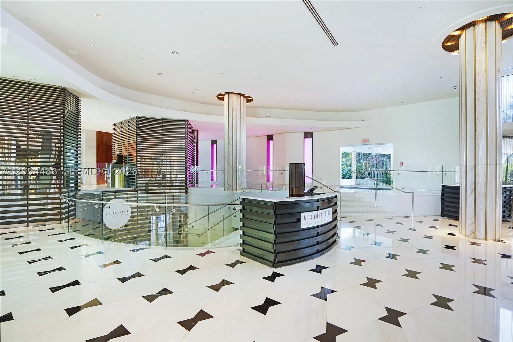 4401 Collins Ave #1815