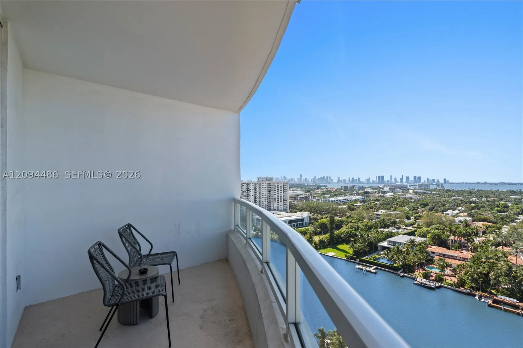 4401 Collins Ave #1815