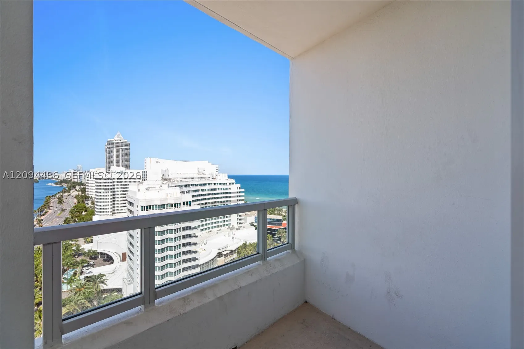 4401 Collins Ave #1815