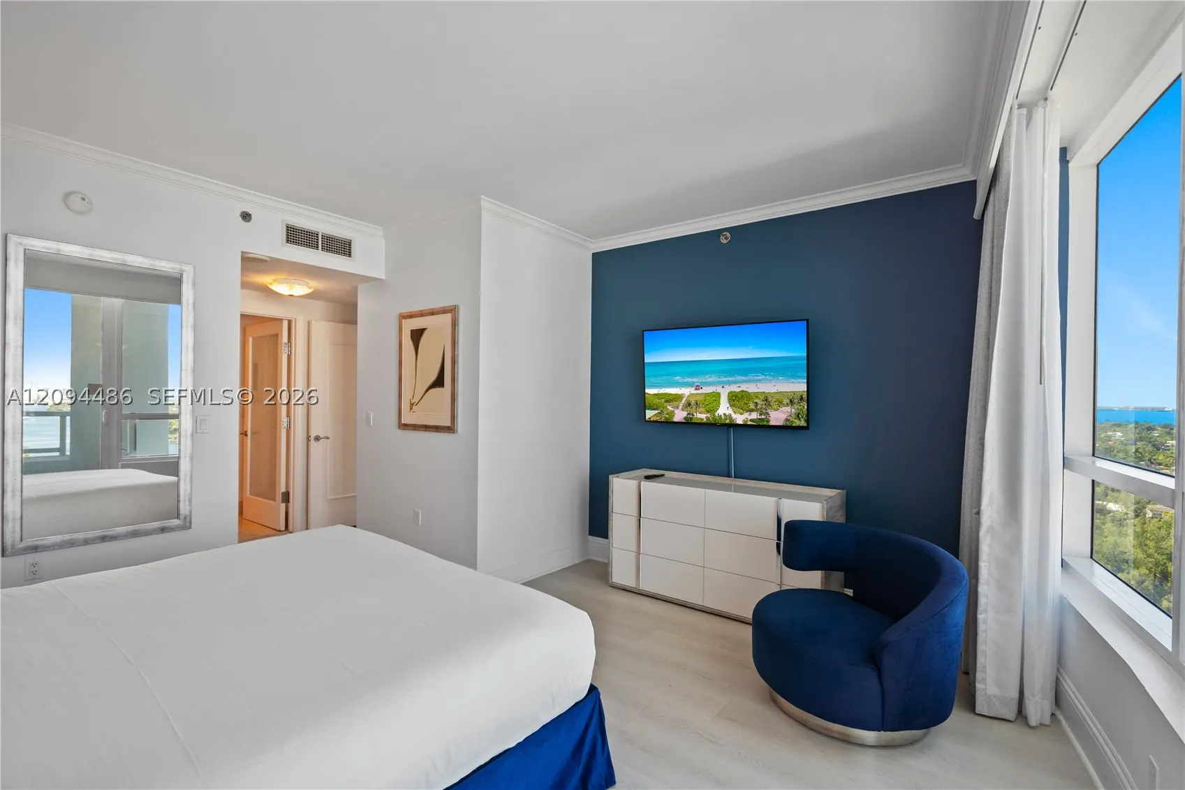 4401 Collins Ave #1815