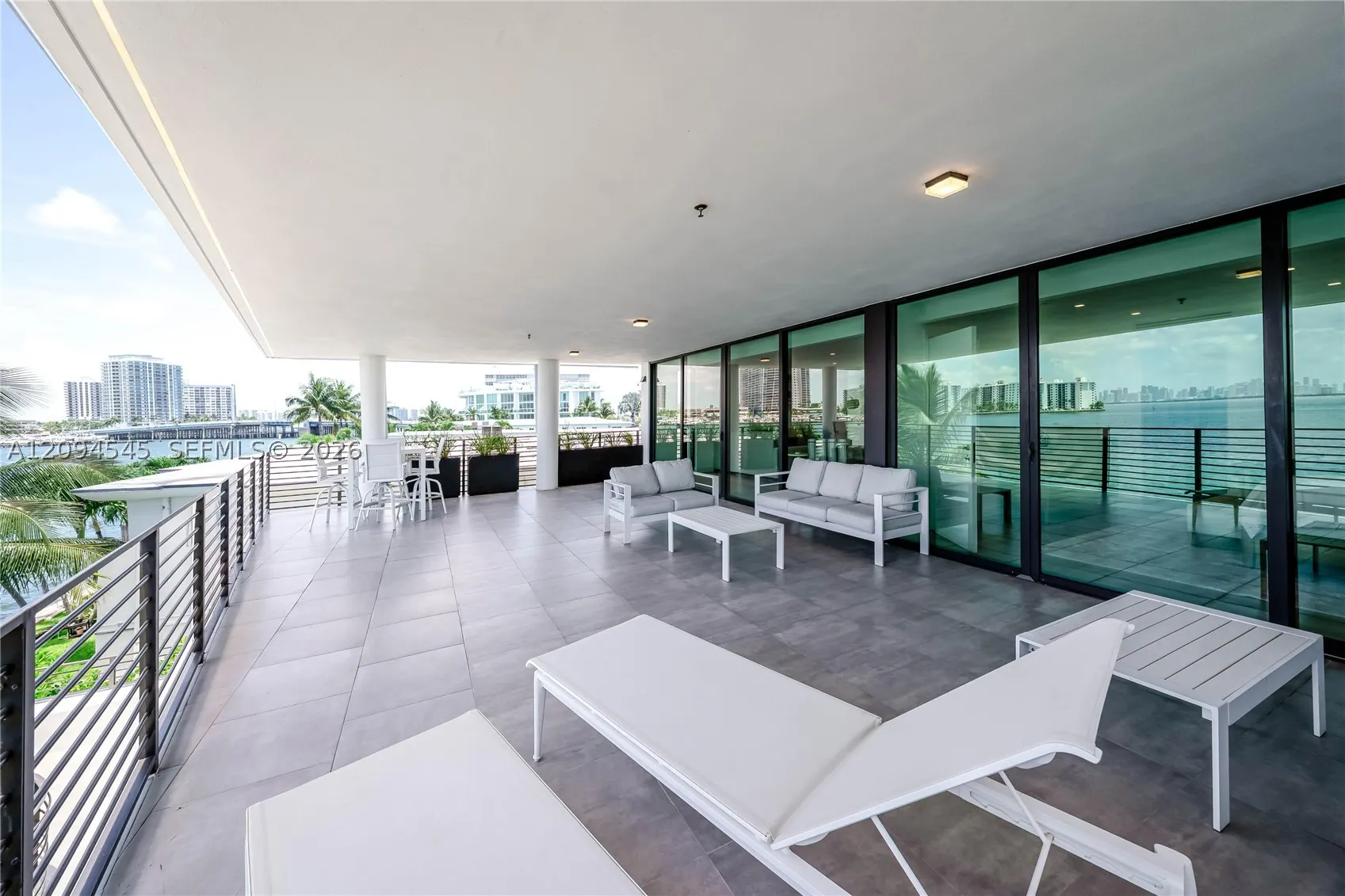 1930 Bay Dr #2