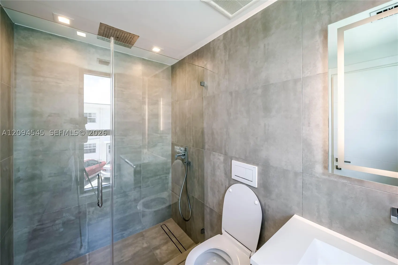 1930 Bay Dr #2