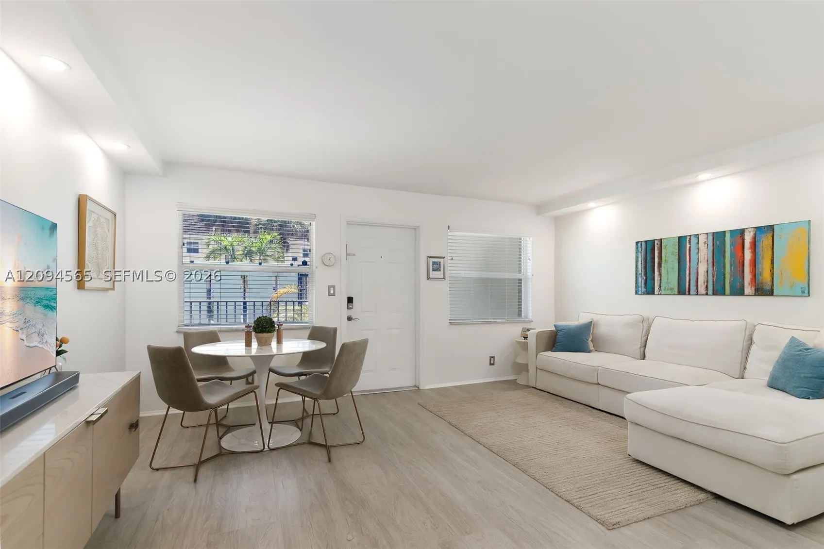 611 NE 14th Ave #103
