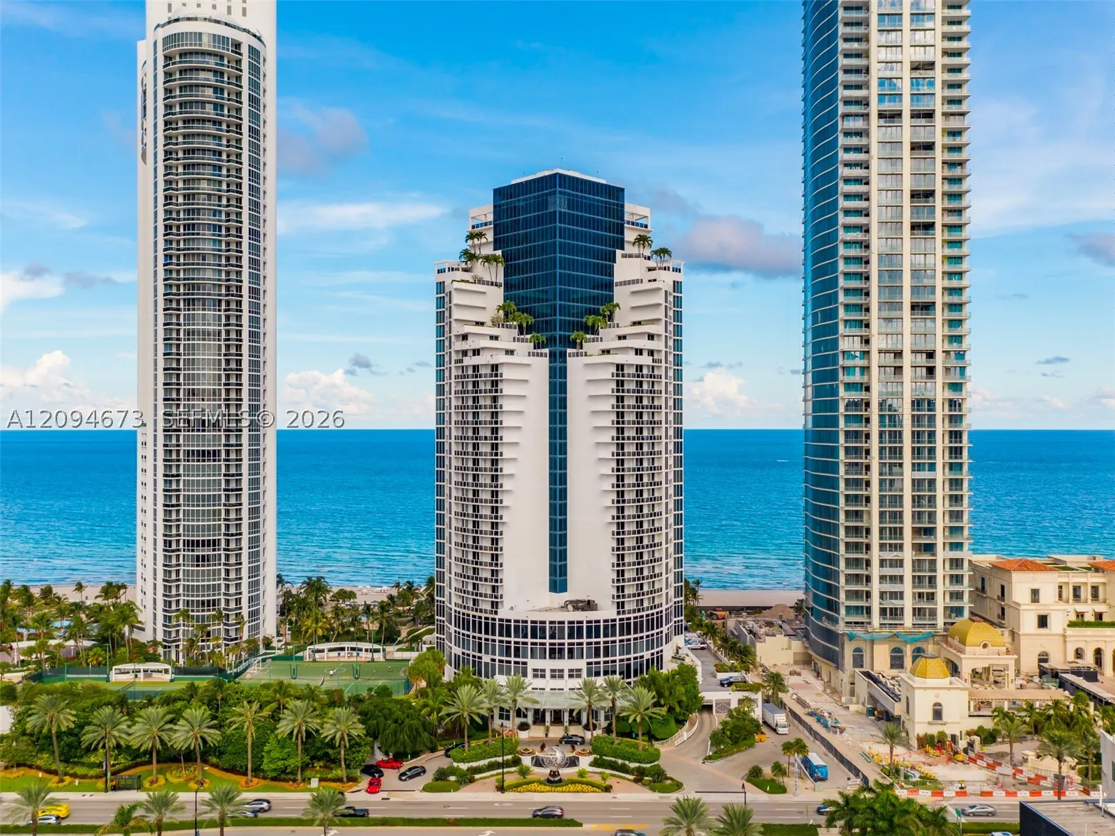 18001 Collins Ave #606
