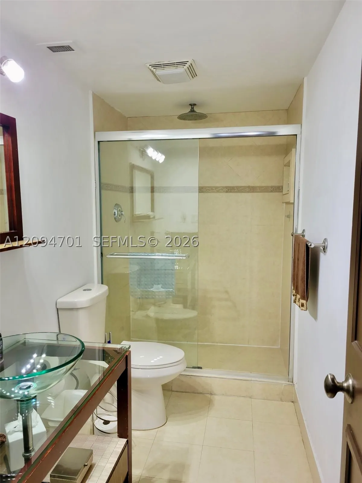 500 Bayview Dr #1923