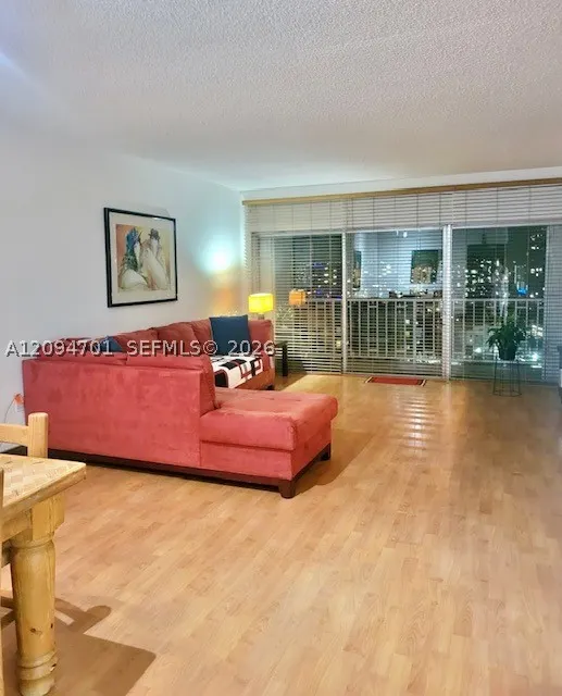 500 Bayview Dr #1923