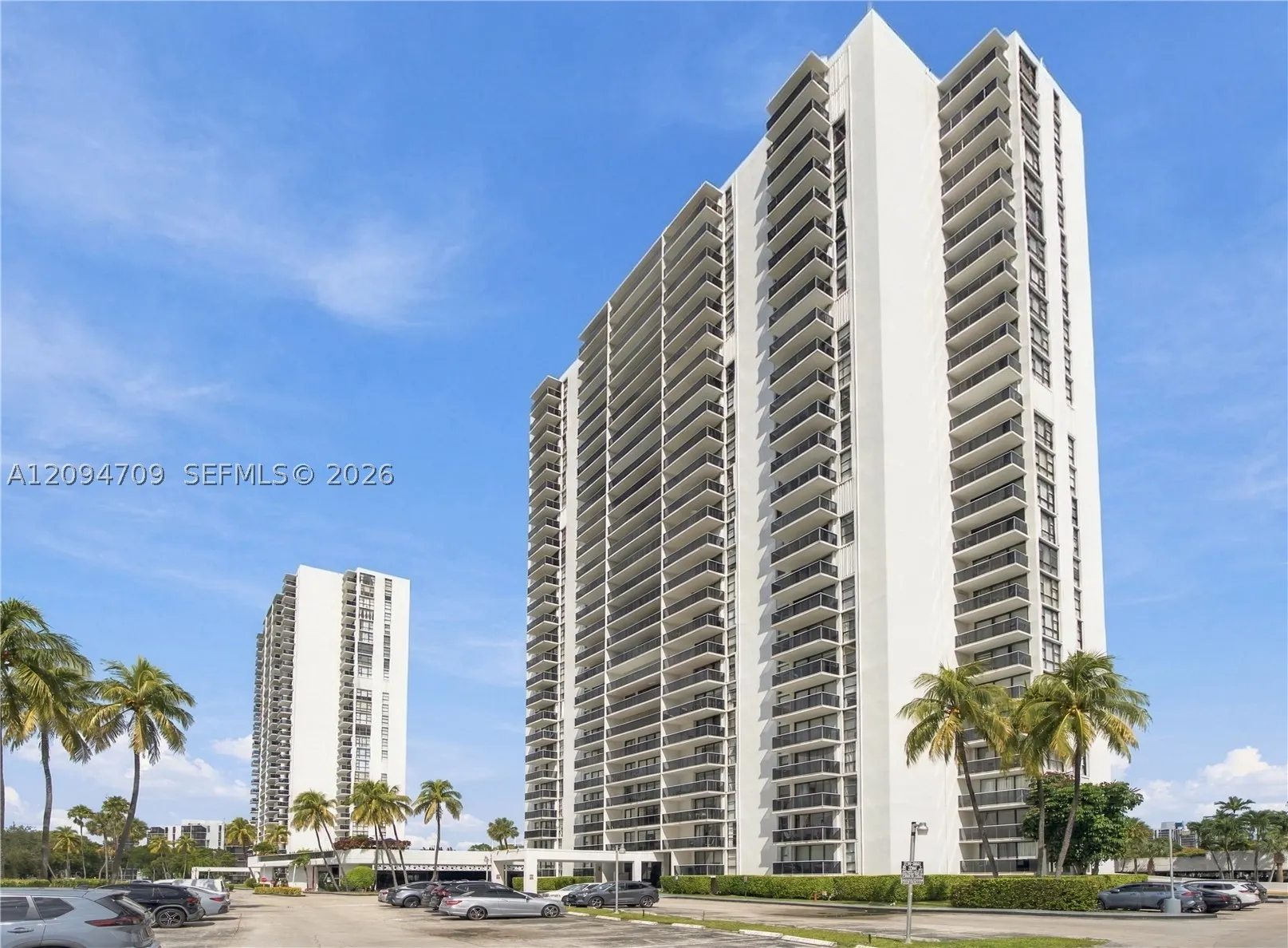 3675 N Country Club Dr #204