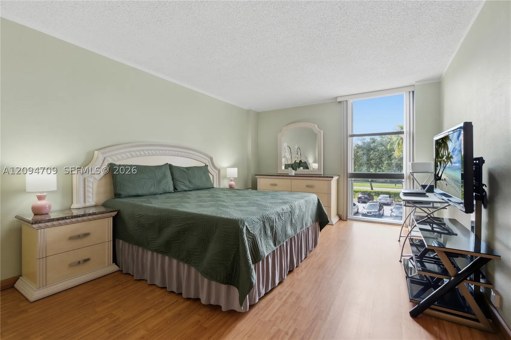 3675 N Country Club Dr #204