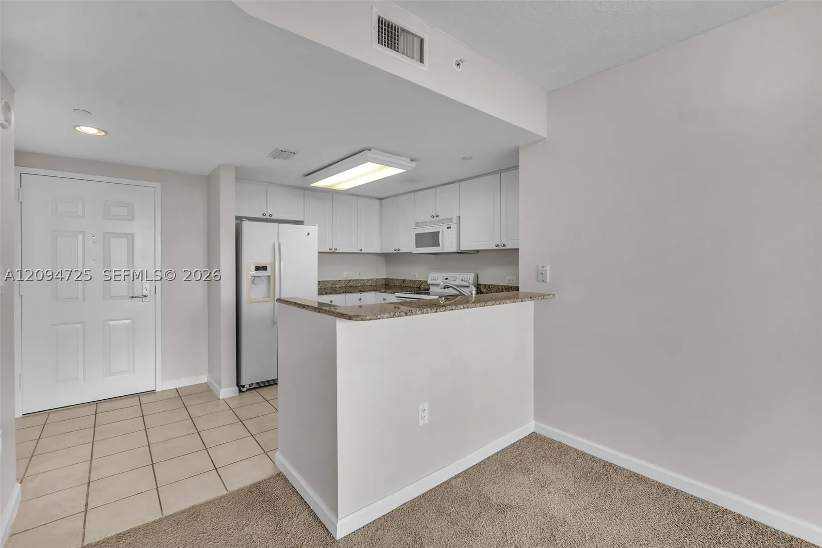 19501 W Country Club Dr #506