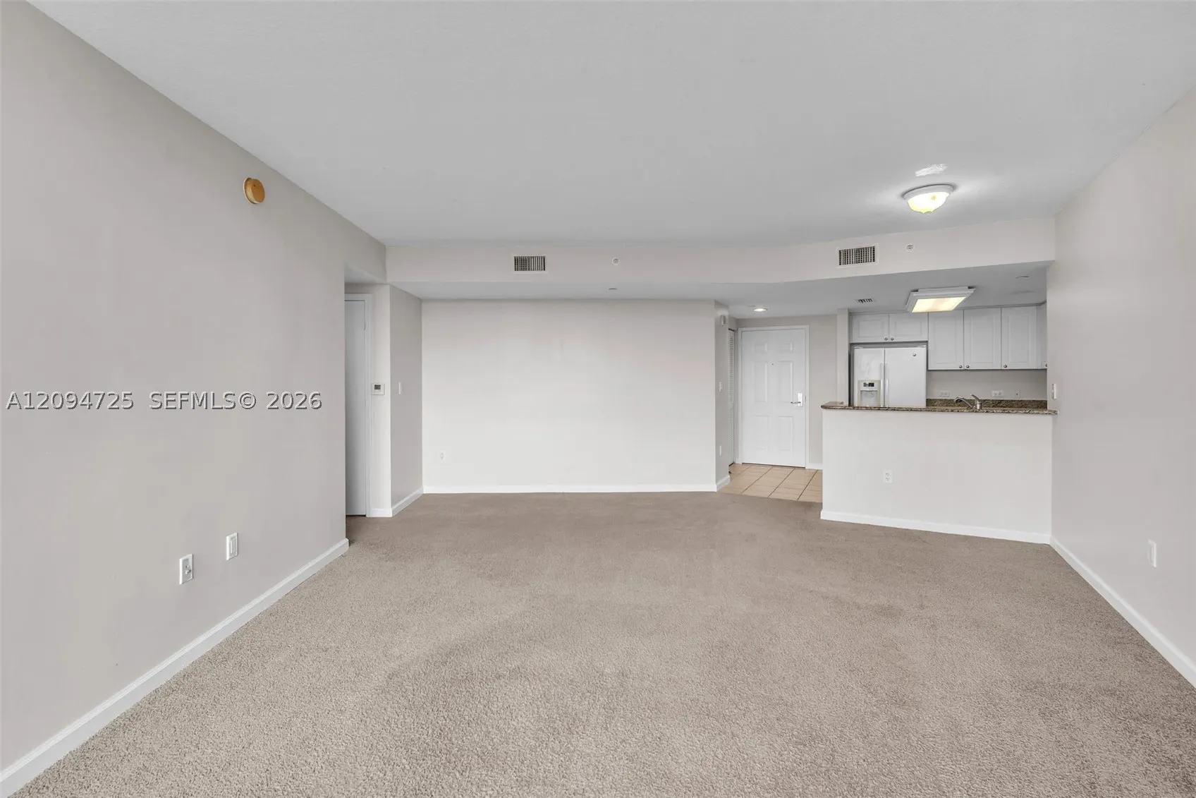 19501 W Country Club Dr #506