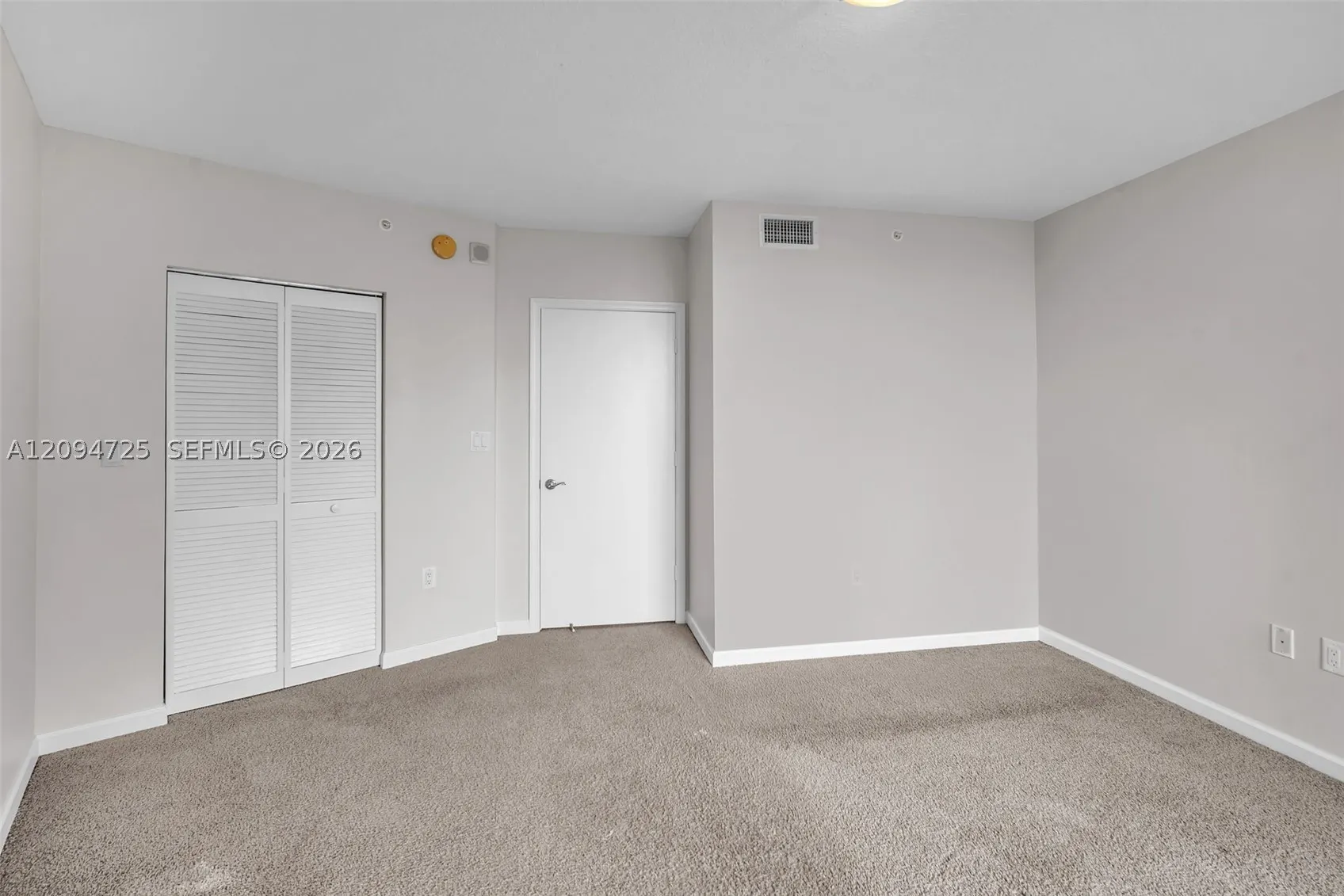 19501 W Country Club Dr #506