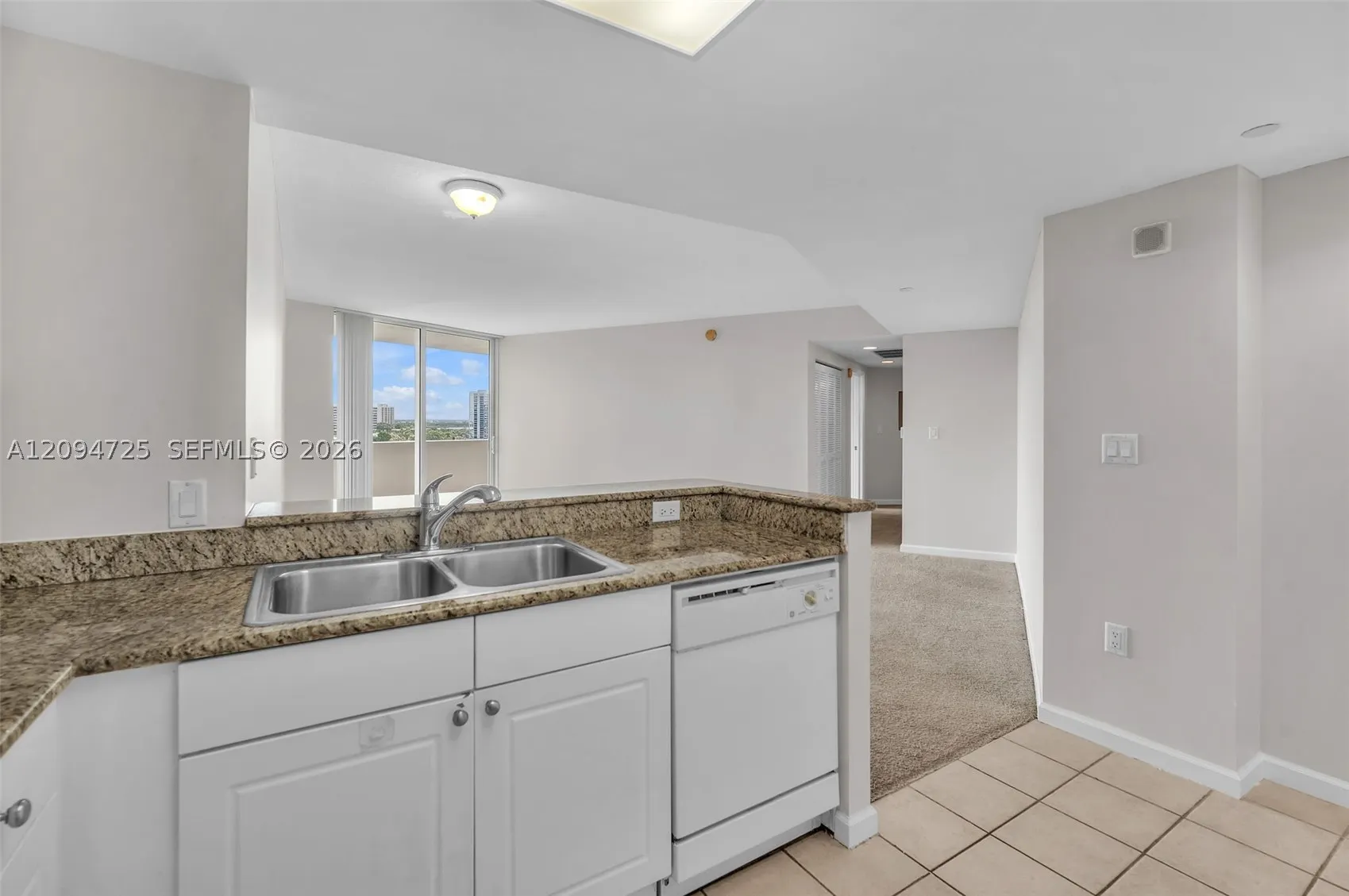 19501 W Country Club Dr #506