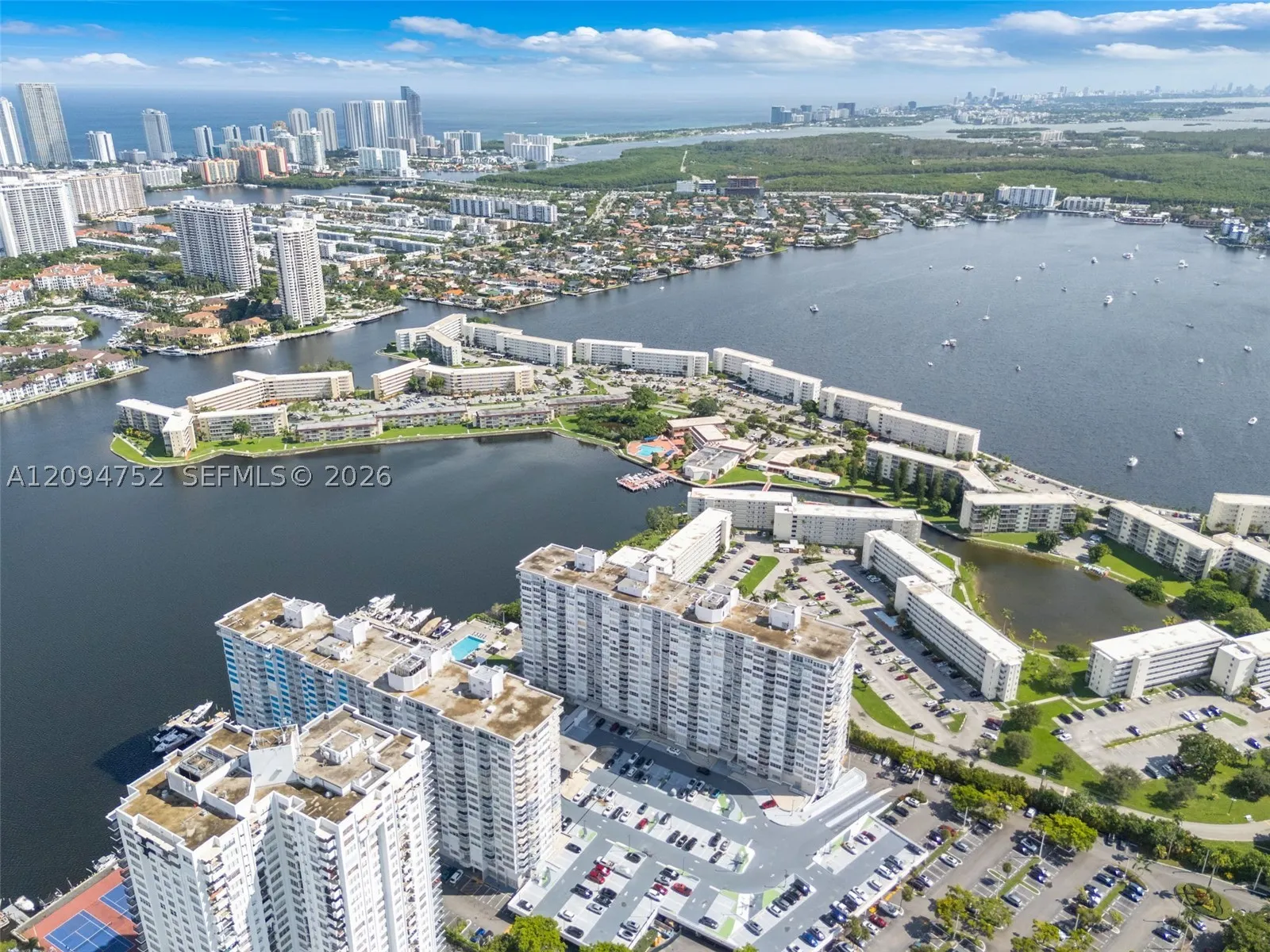 18071 Biscayne Blvd #303