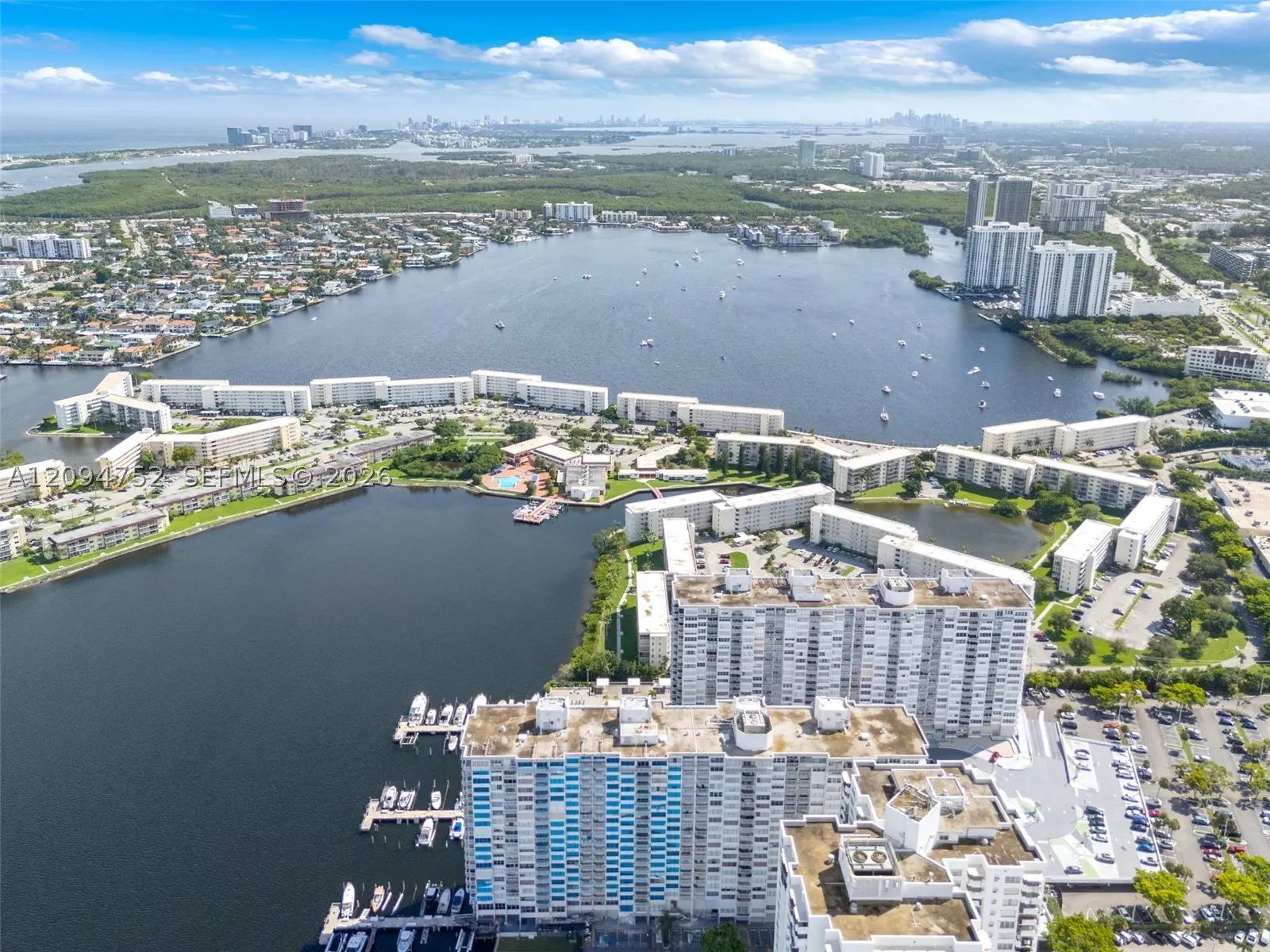 18071 Biscayne Blvd #303