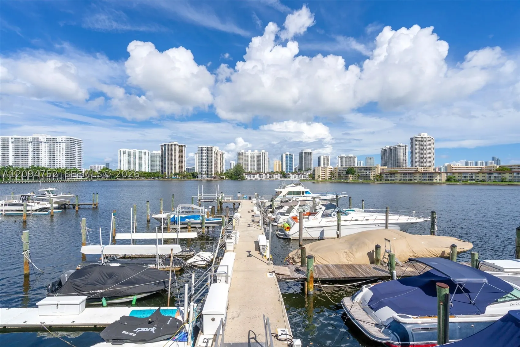 18071 Biscayne Blvd #303
