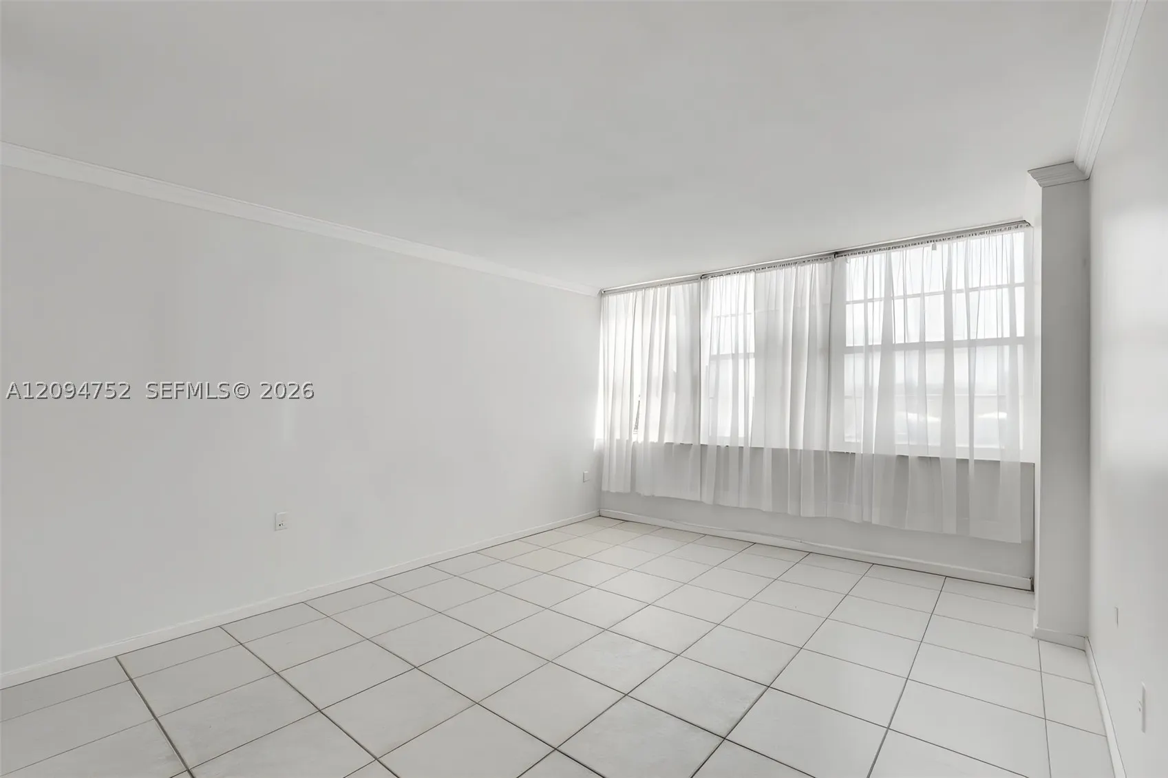 18071 Biscayne Blvd #303
