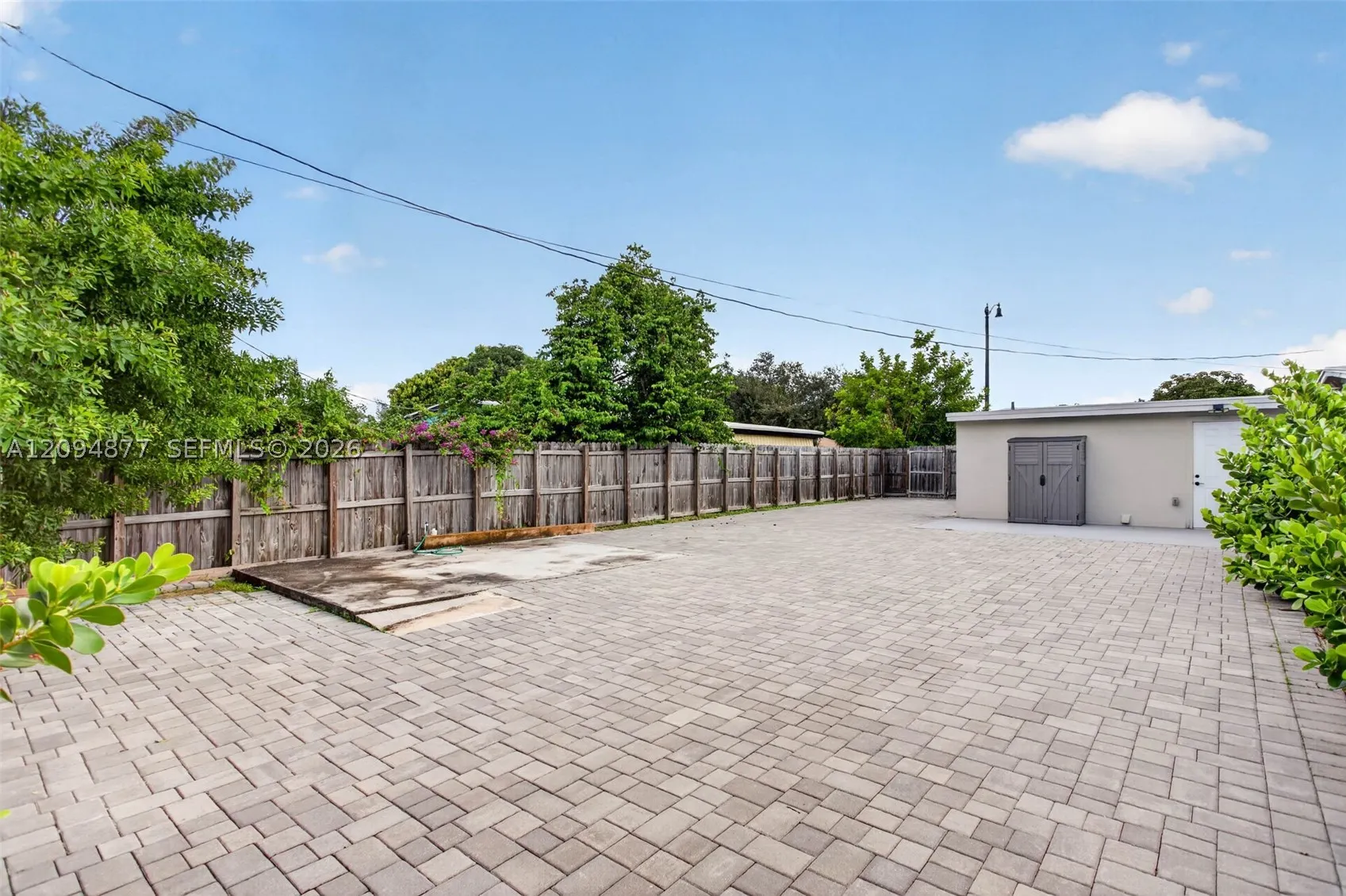 5197 NE 14th Ave