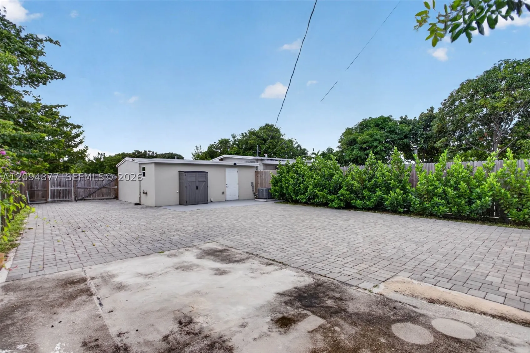 5197 NE 14th Ave