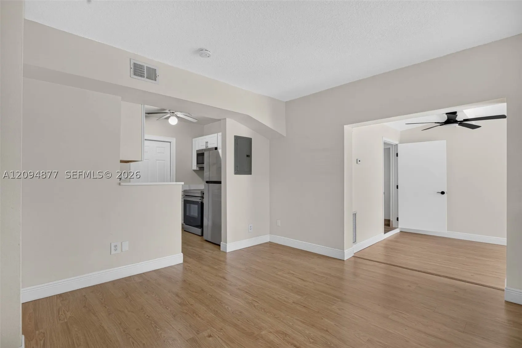 5197 NE 14th Ave