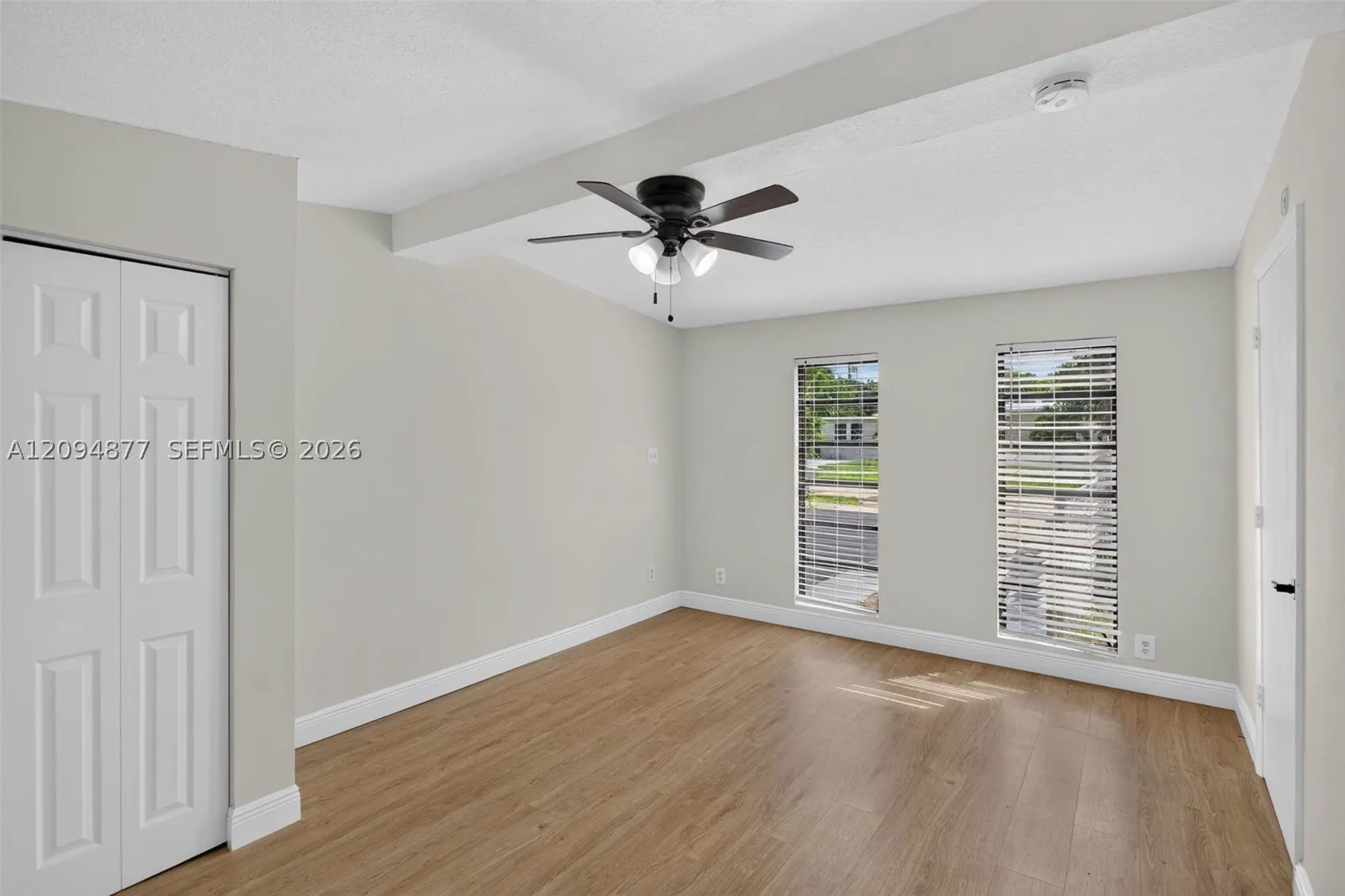 5197 NE 14th Ave