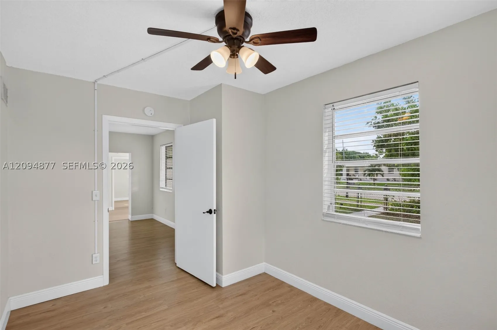 5197 NE 14th Ave