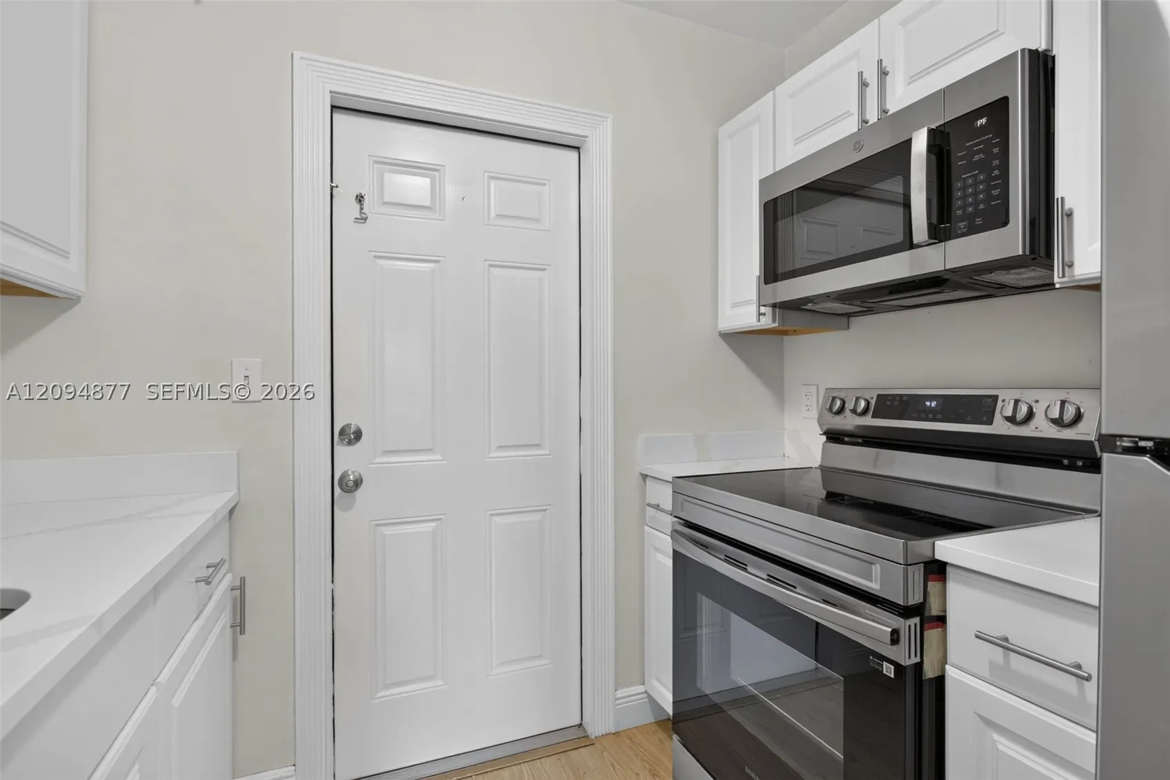 5197 NE 14th Ave