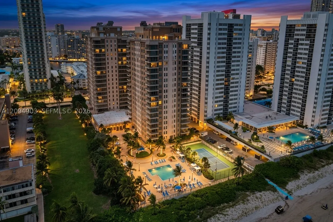 1920 S Ocean Dr #16B