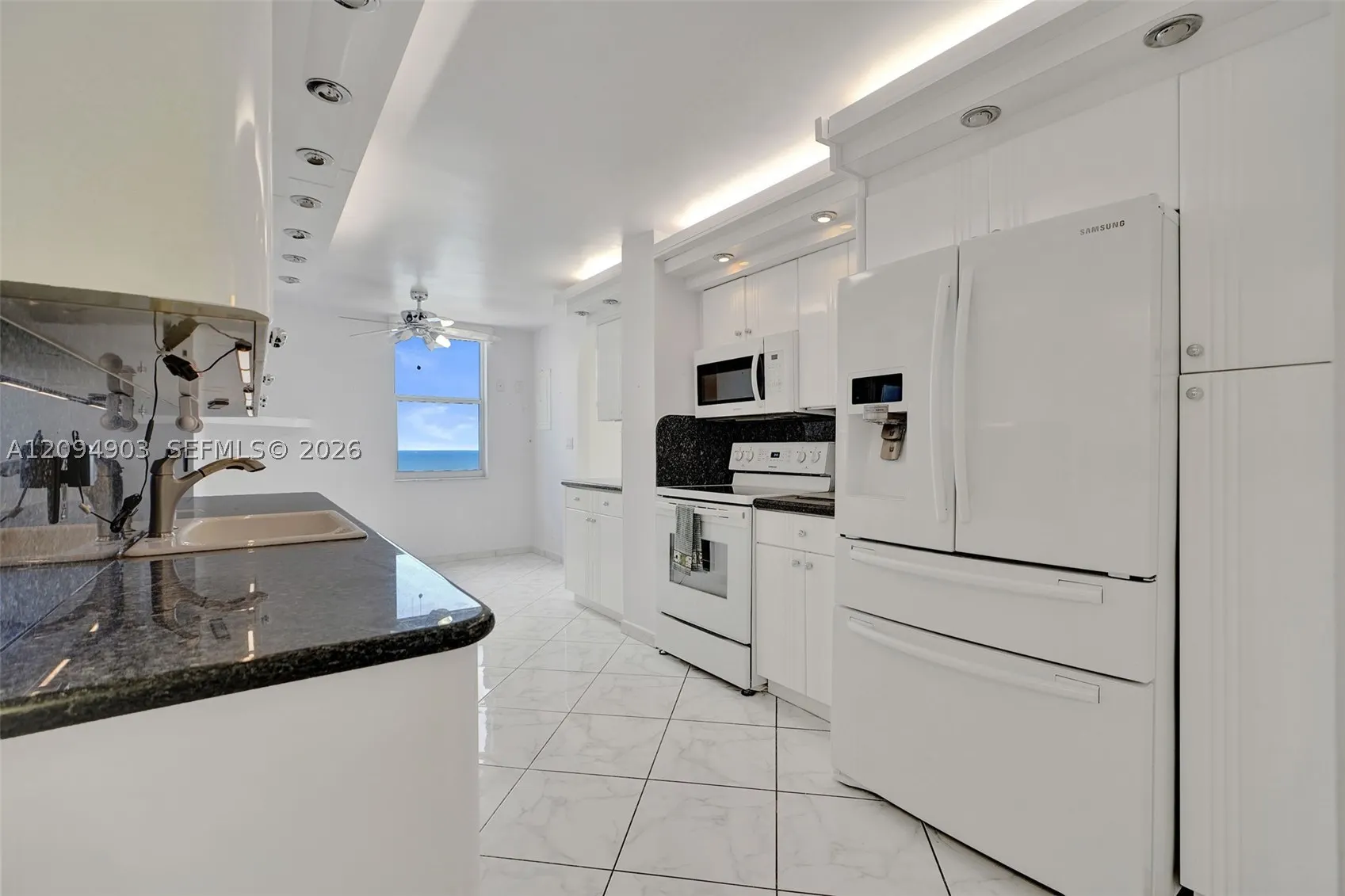 1920 S Ocean Dr #16B