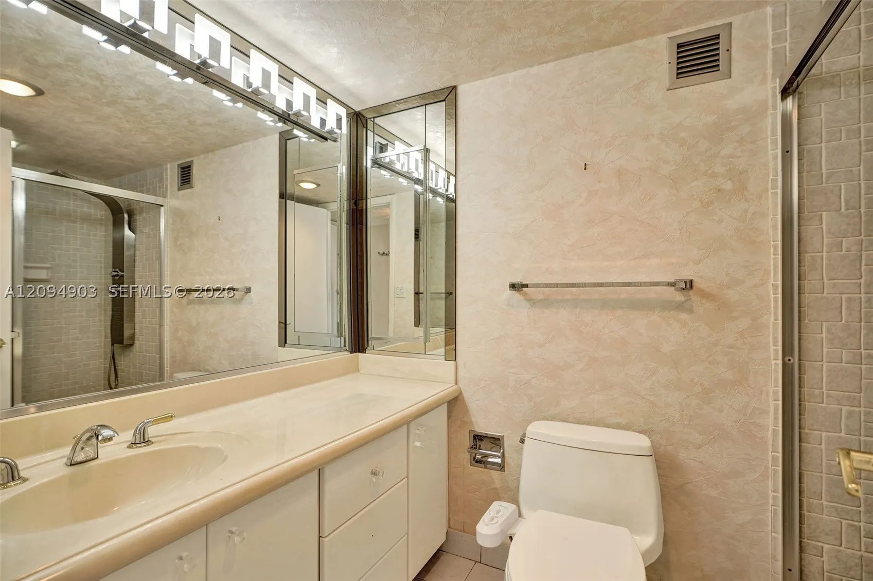 1920 S Ocean Dr #16B