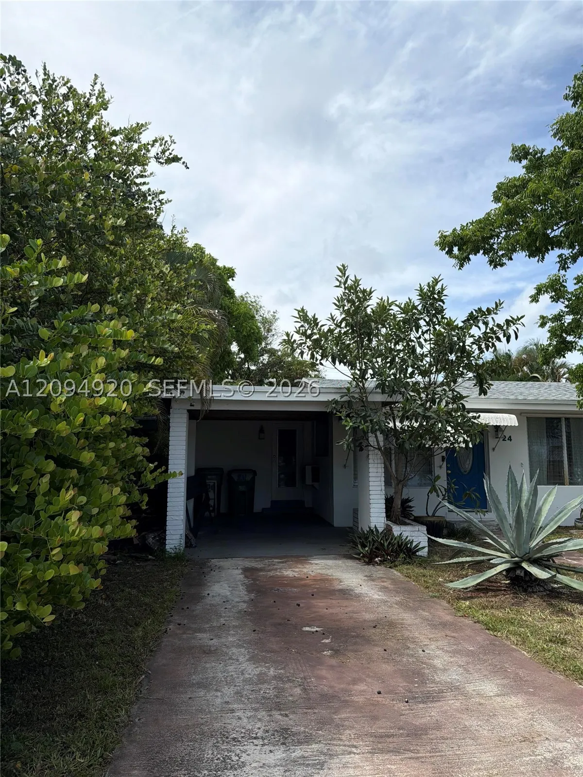24 SW 12th Street