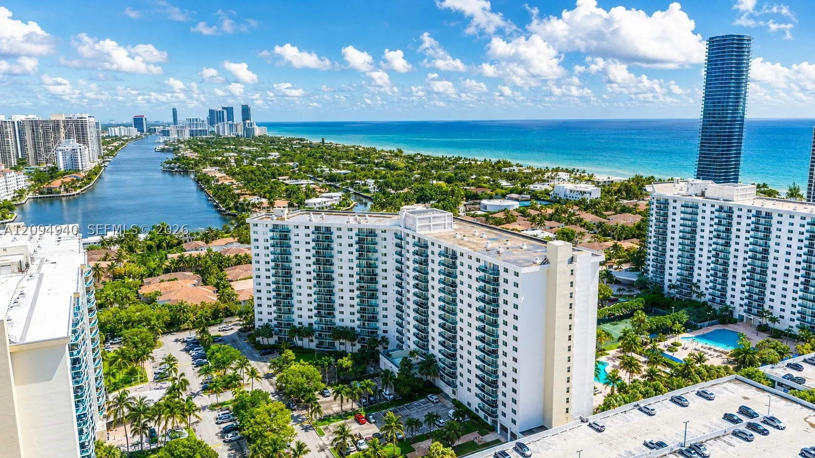 19380 Collins Ave #1103