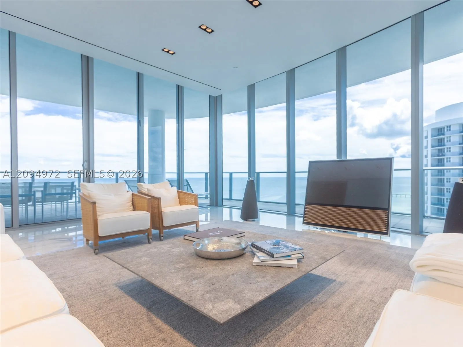 17475 Collins Ave #1602