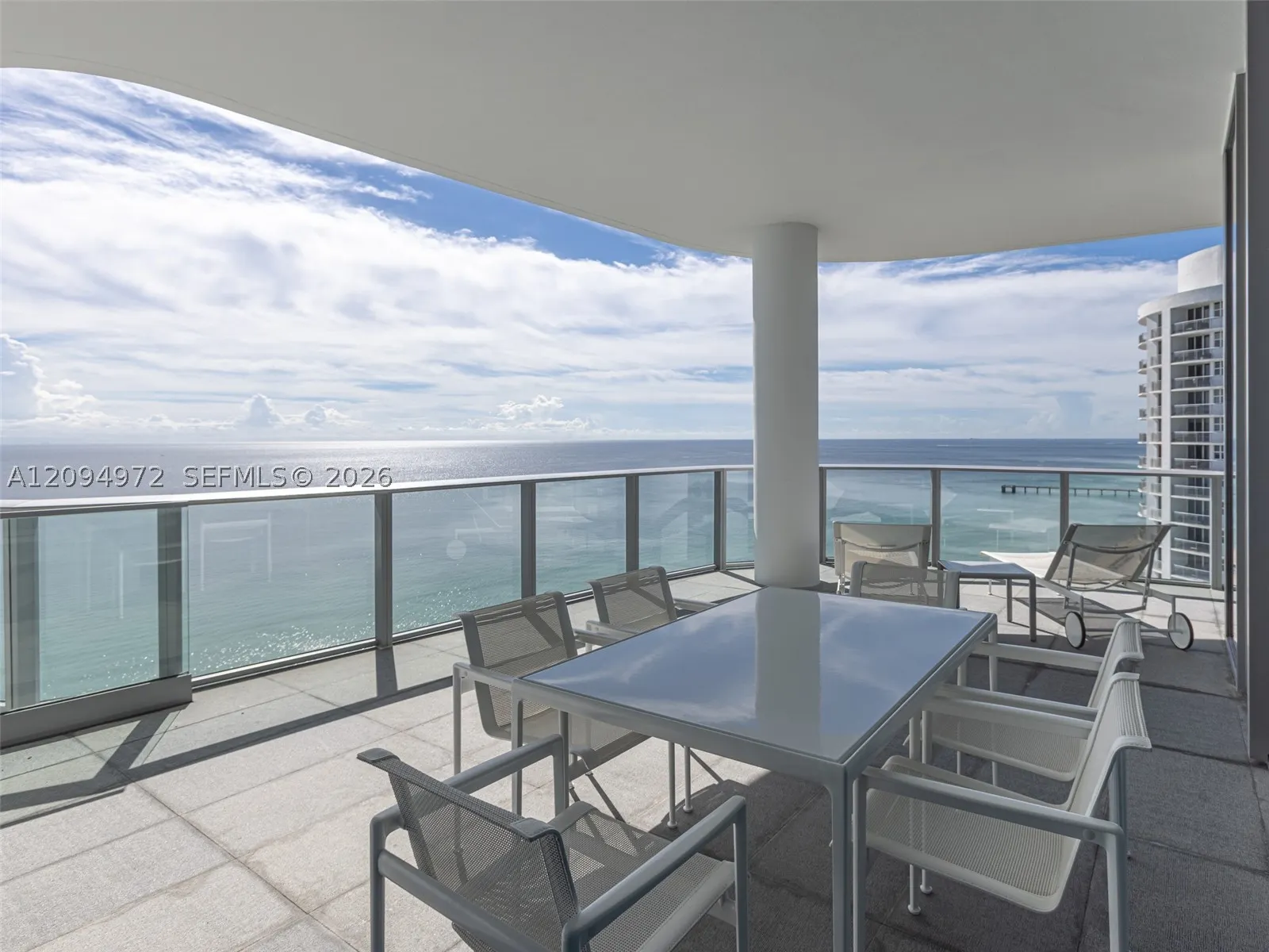 17475 Collins Ave #1602