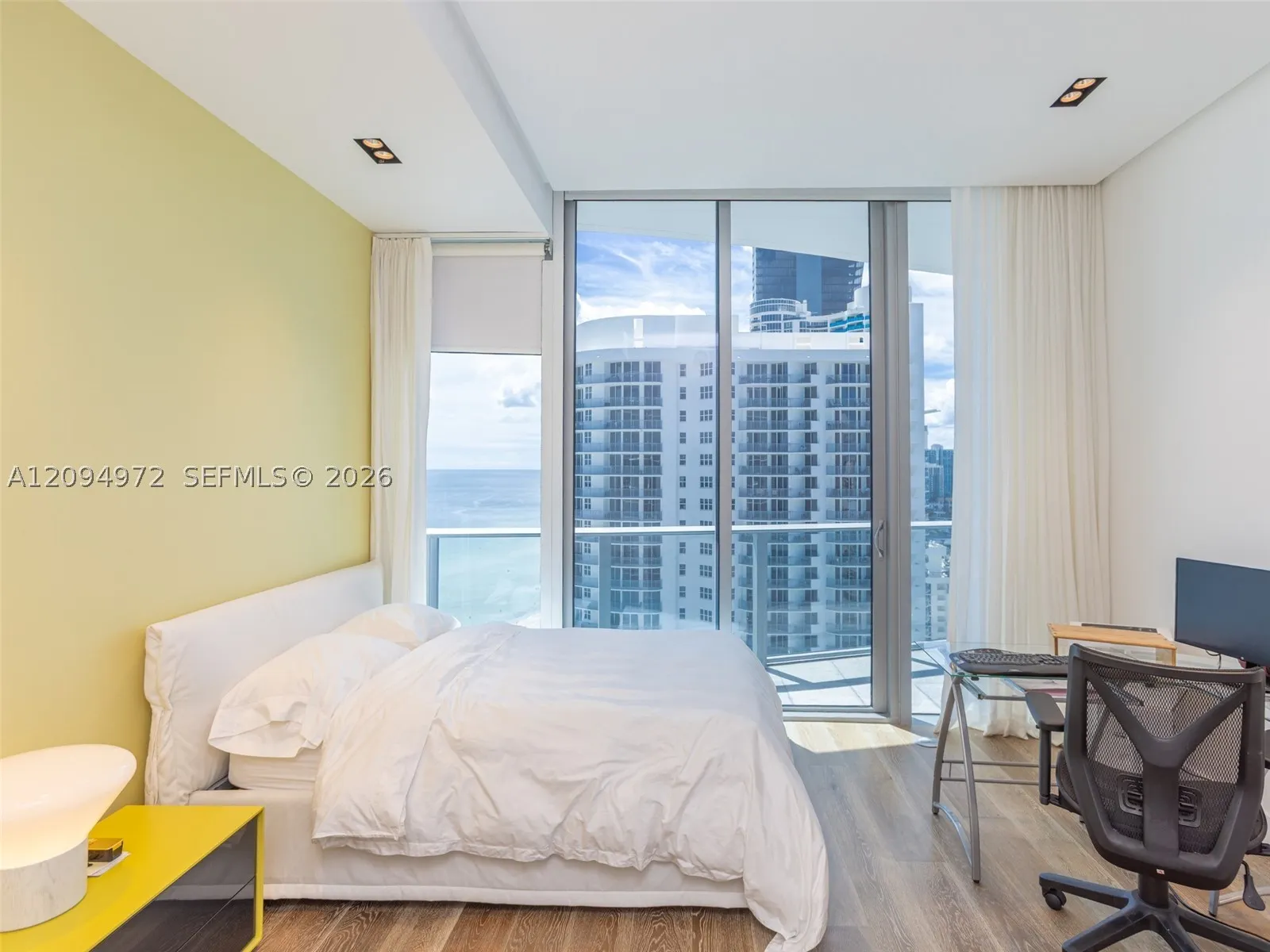 17475 Collins Ave #1602