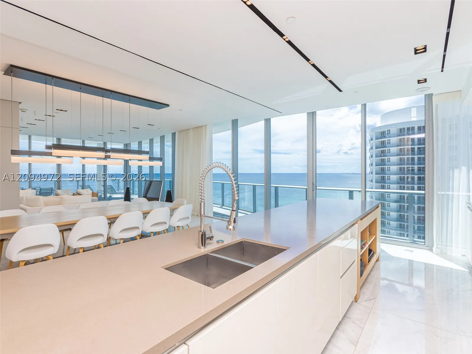 17475 Collins Ave #1602