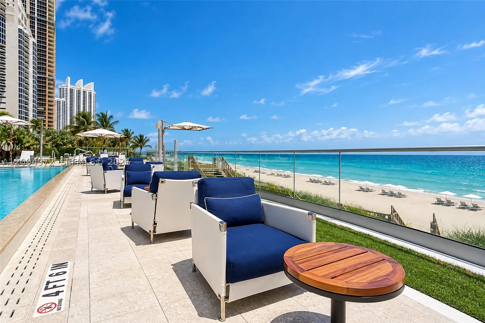 17475 Collins Ave #1602